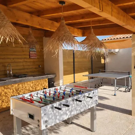 فيلة Piscine Chauffee Babyfoot Petanque Ping-pong Bon-Encontre