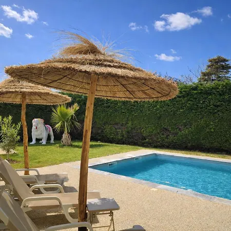 Vila Piscine Chauffee Babyfoot Petanque Ping-pong